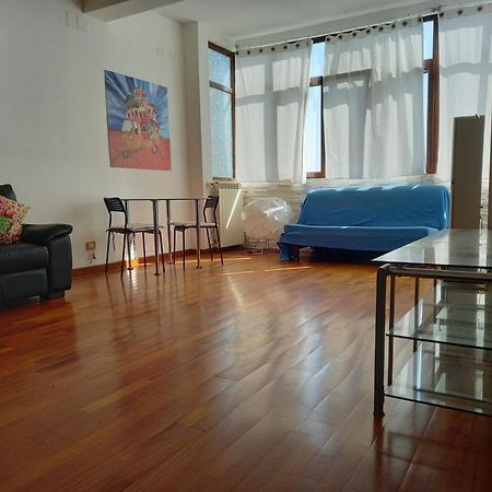 Apartment In A Villa A Монделло Экстерьер фото