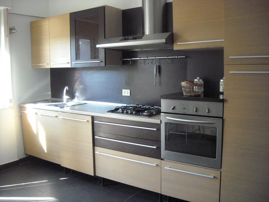Apartment In A Villa A Монделло Номер фото